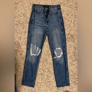 Hollister Distressed Ultra High-Rise Mom Jean